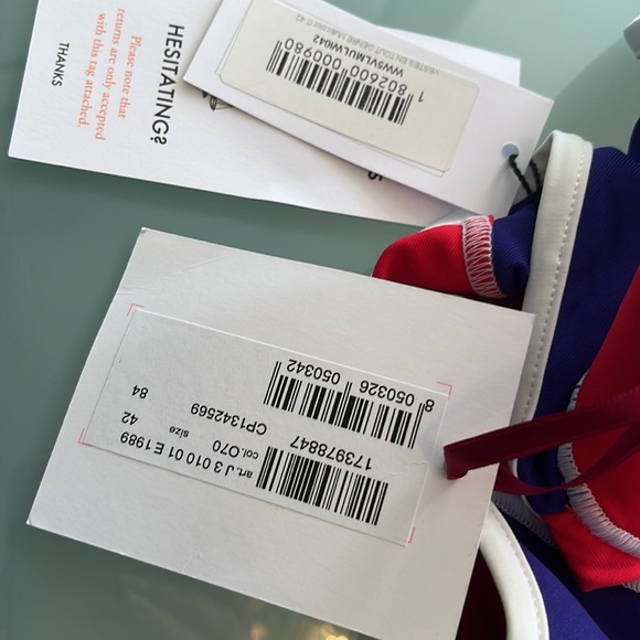 Woman’s Stella Jene activewear top red blue size 42 - Picture 6 of 6